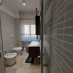 Casa Di Luca 아파트 콰르투 산텔레나
