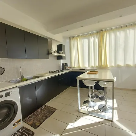 Casa Di Luca شقة